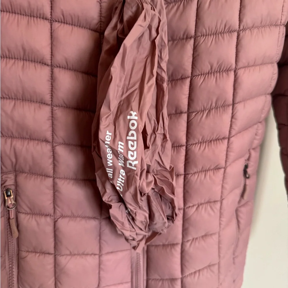 Reebok Packable Women's Pink Puffer Jacket - Picture 3 of 7